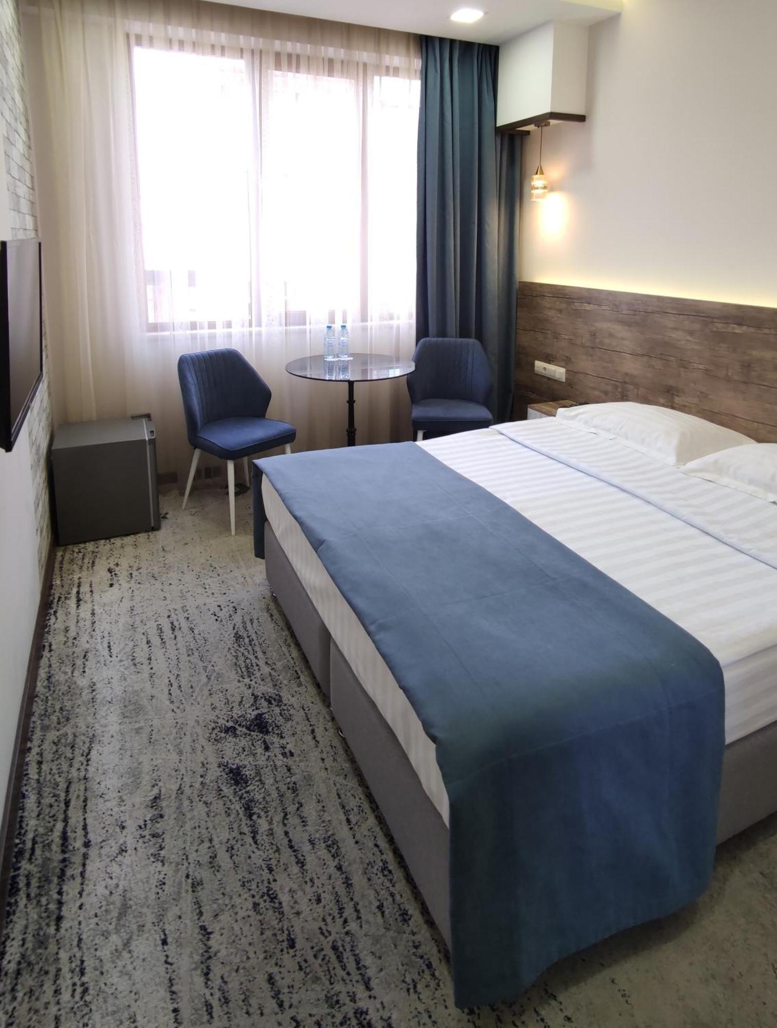 יירבאן Evn Boutique Hotel מראה חיצוני תמונה