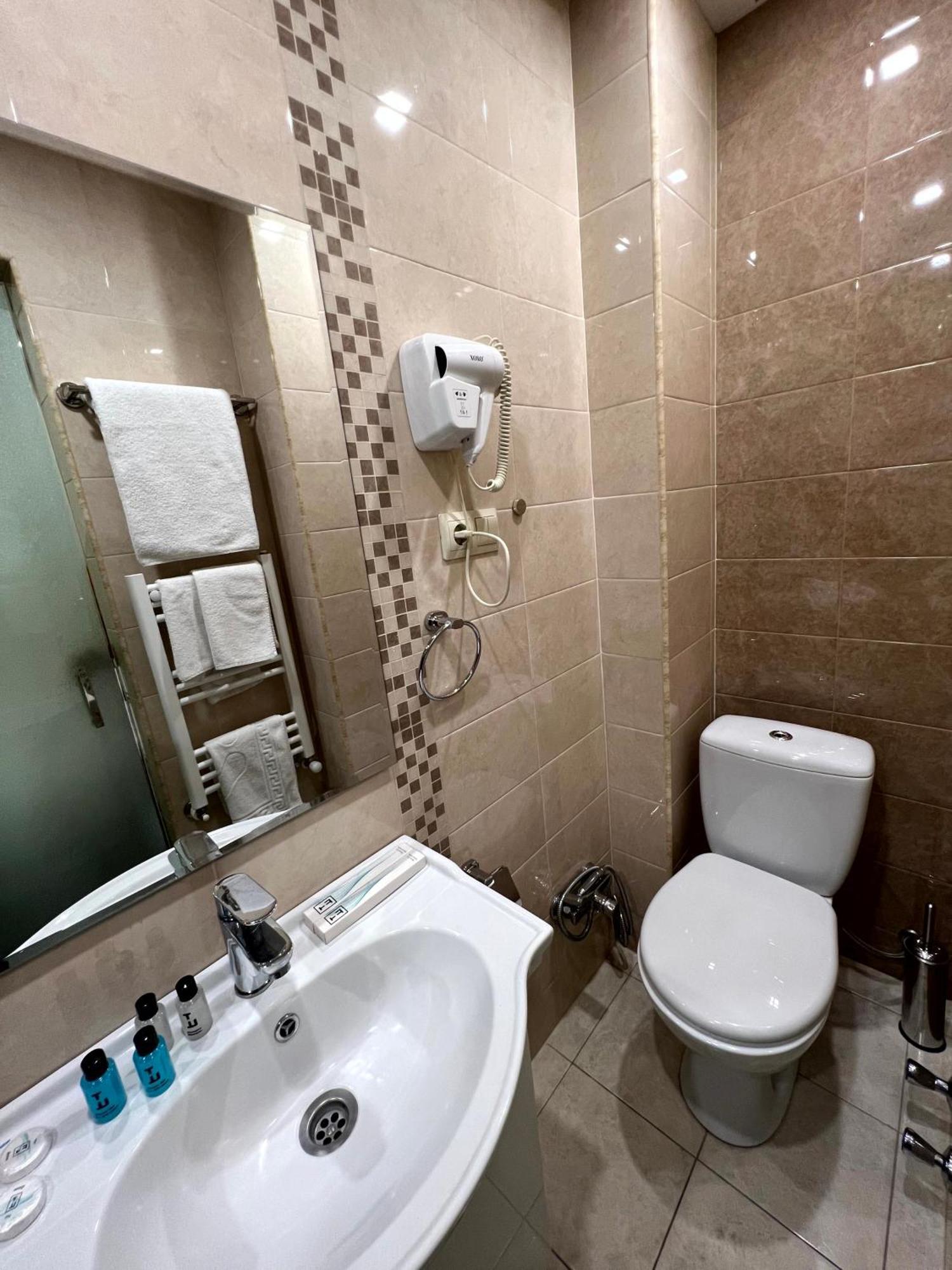 יירבאן Evn Boutique Hotel מראה חיצוני תמונה