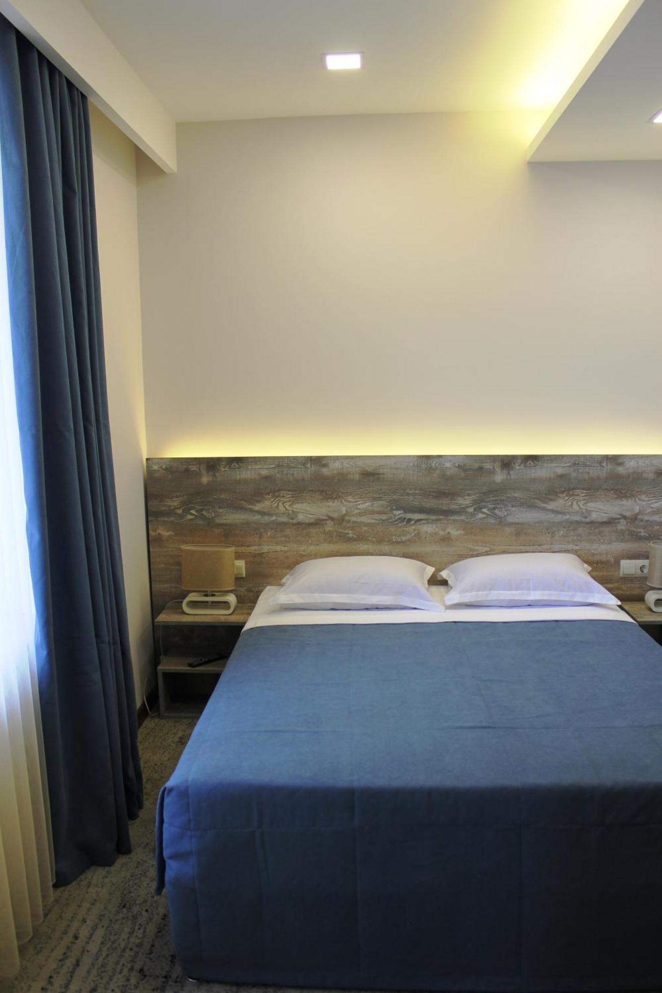 יירבאן Evn Boutique Hotel מראה חיצוני תמונה